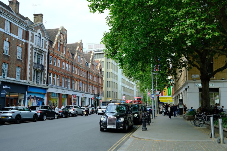 Londra’da görünür olma kanalları